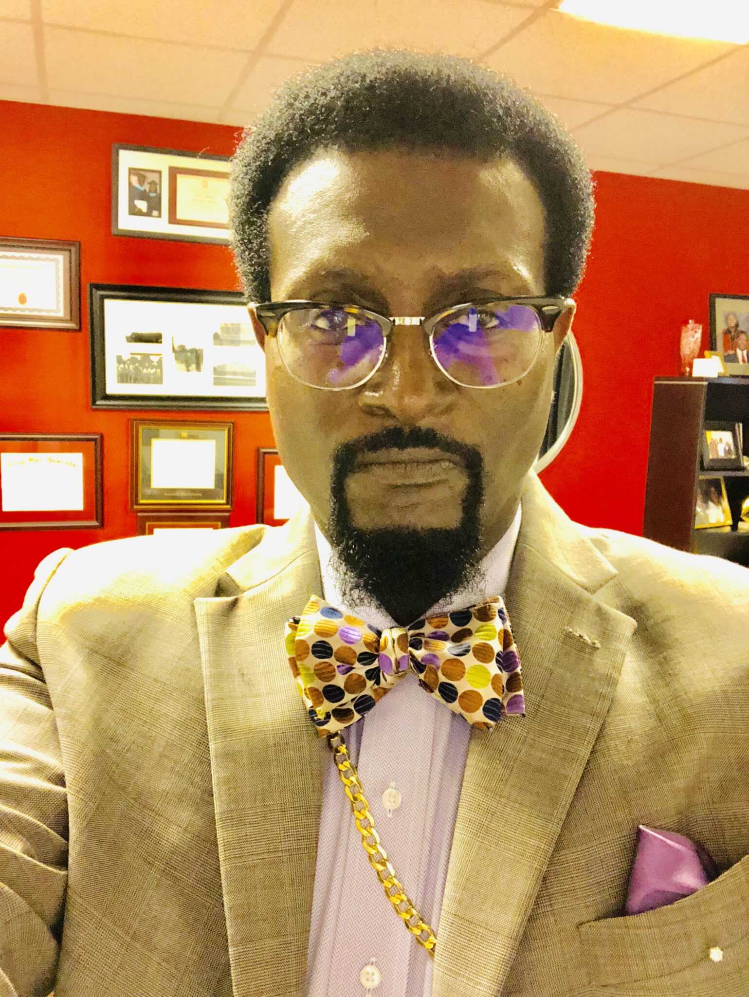 Pastor Charles Lawson - jj35e09